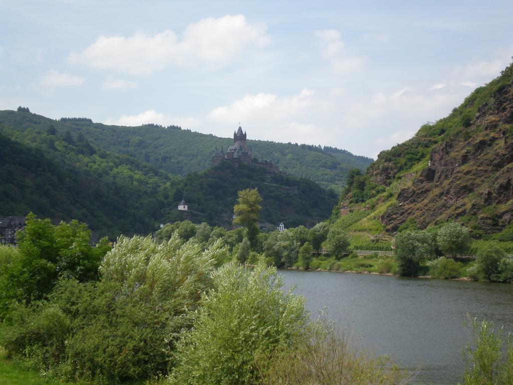 Gaestehaus Mack Trittenheim Exterior foto